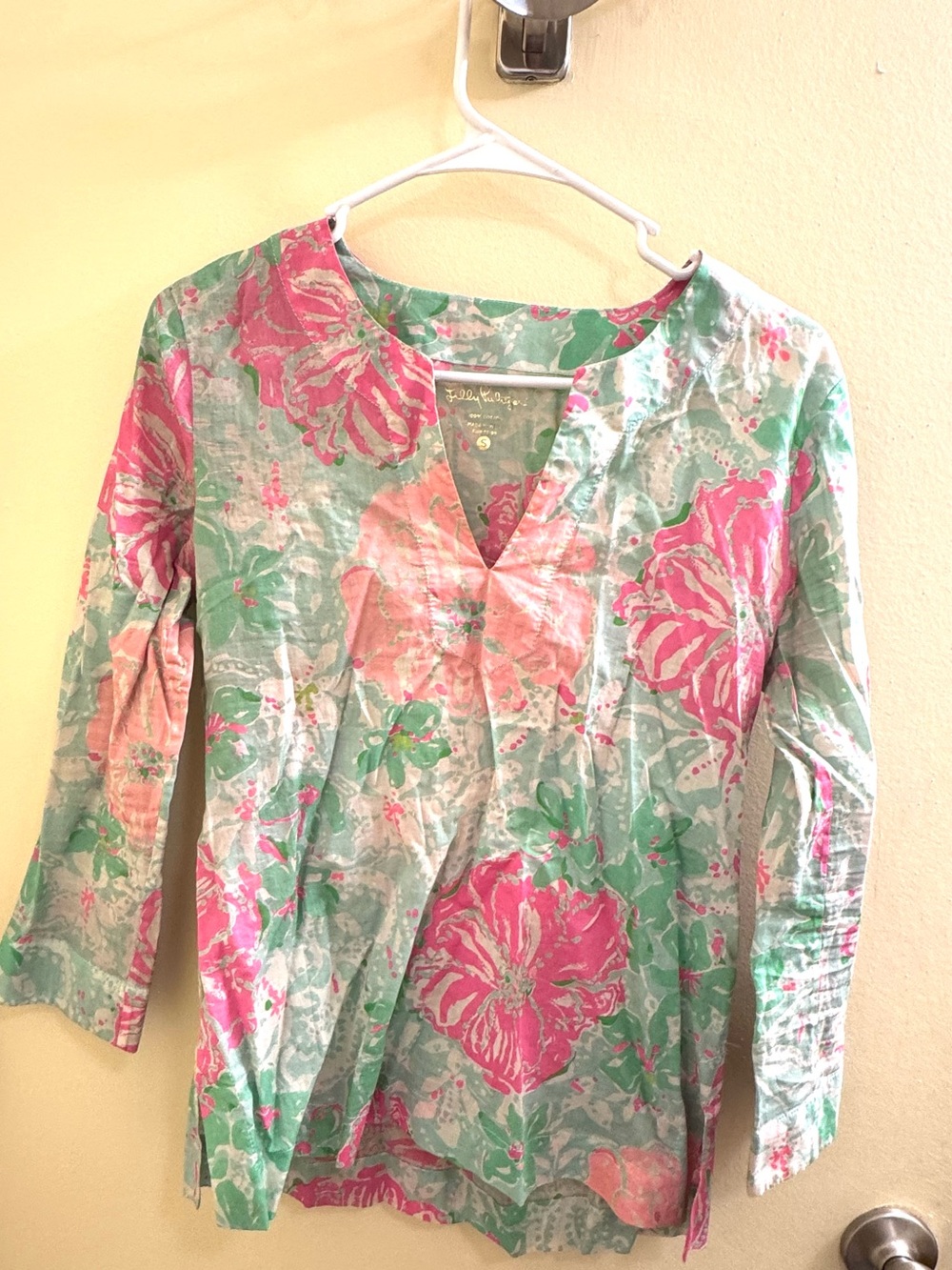 Lilly Pulitzer Mint Green & Pink Floral V-Neck Tunic, small